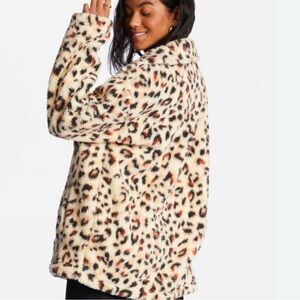 Billabong | Leopard Print Fleece Jacket | Size M | Cozy Shacket